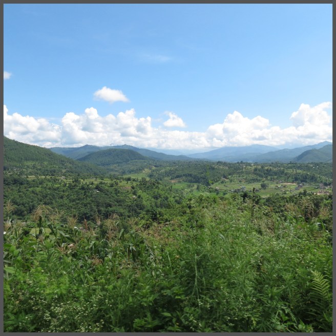 Heading up to Bandipur. 